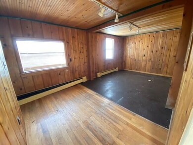 FamilyRoom