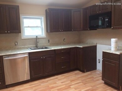 106 Flicker Ct, Blakeslee, PA 18610 - photo 3