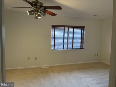 2285 Chestnut Burr Ct, Reston, VA 20191 - photo 7