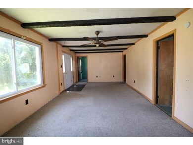 7 Amherst Dr, Pennsville, NJ 08070 - photo 2