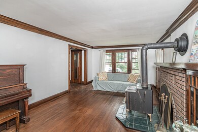 1404 Campbell Ave, Des Plaines, IL 60016 - photo 4