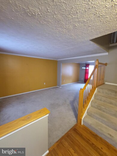 7402 Acacia Ct, Clinton, MD 20735 - photo 3