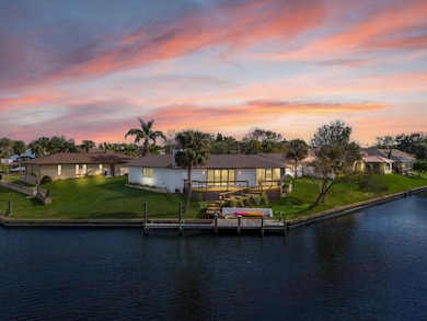 9 Crow Ct, Palm Coast, FL 32137 - photo 2