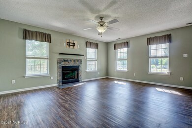 149 Core Rd Richlands NC 28574-large-007