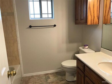 912 E Brady Cir, Pharr, TX 78577 - photo 6