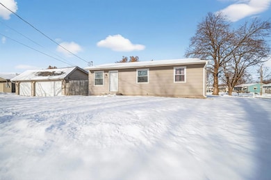 2114 Boyd St, Des Moines, IA 50317 - photo 4