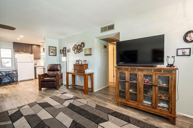 14009 N Newcastle Dr, Sun City, AZ 85351 - photo 7