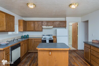 2366 Pittman Rd Wasilla AK-large-009-4-K