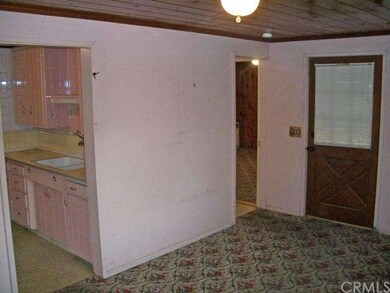 Living Room - Entry