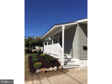 3307 Ridgeway St, Reading, PA 19605 - photo 2