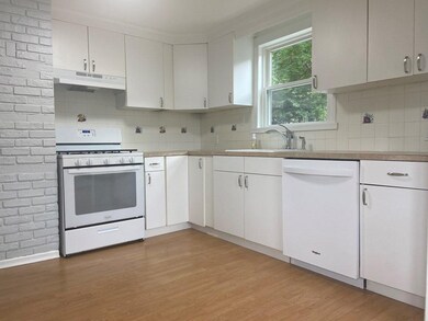 28 Arthur Woods Ave, Burlington, MA 01803 - photo 5