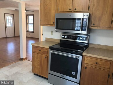 23329 Holly Hill Ln, California, MD 20619 - photo 5