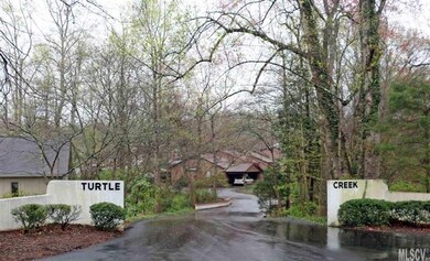 Entrance to Turtle Creek