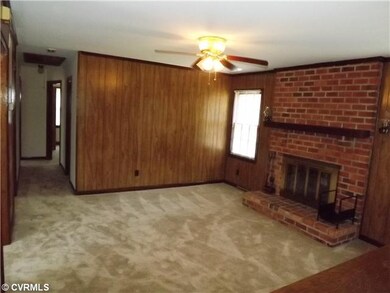 Den/Family/Great Room - New Carpet, Gas FP, CF