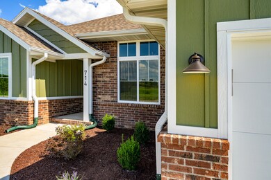 714 N Foxhill Cir, Nixa, MO 65714 - photo 5