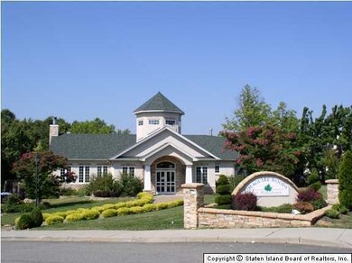 unlisted-address, Staten Island, NY 10309 - photo 3