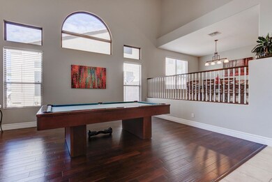 2066 E Buena Vista Dr-8