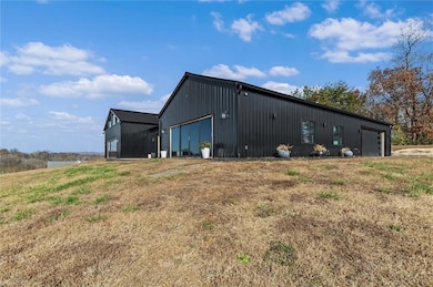 210 Meadow Stone Ln, Mount Airy, NC 27030 - photo 5