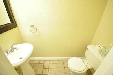 5729 Penrose Ave, Dallas, TX 75206 - photo 2