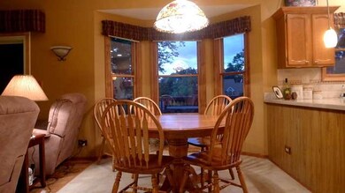 430 Old Oak Cir, Algonquin, IL 60102 - photo 4