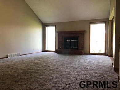 16930 K St, Omaha, NE 68135 - photo 4