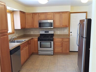 KITCHEN INCLUDES stainless steel appliances, cabin