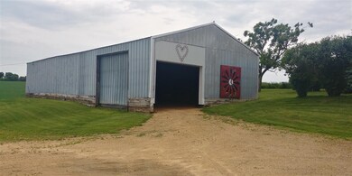 6460 Dutch Hollow Rd, Potosi, WI 53820 - photo 2