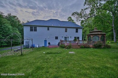 162 Spruce Run Dr, Dingmans Ferry, PA 18328 - photo 5