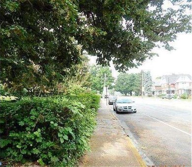 1214 E Lincoln Hwy, Coatesville, PA 19320 - photo 2