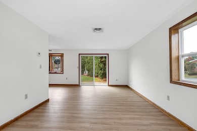 201 Millwright Dr, Nashua, NH 03063 - photo 4