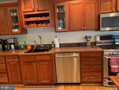 6008 Cairn Terrace, Bethesda, MD 20817 - photo 6