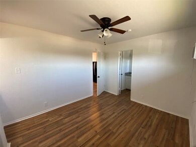 4706 Yellowstone Blvd unit 18, Houston, TX 77021 - photo 6