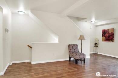 7_StairwayLiving