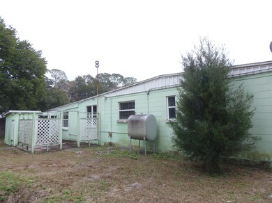 5609 Kimbrell Dr N, Jacksonville, FL 32210 - photo 4