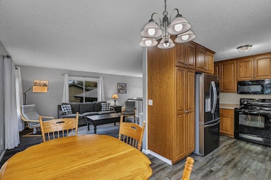 752 12th St N, Sauk Rapids, MN 56379 - photo 7