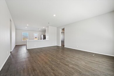 8419 E 162nd Place S, Bixby, OK 74008 - photo 7