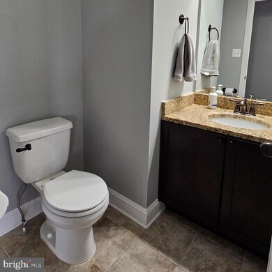 10018 Lindale Ave, Greencastle, PA 17225 - photo 7