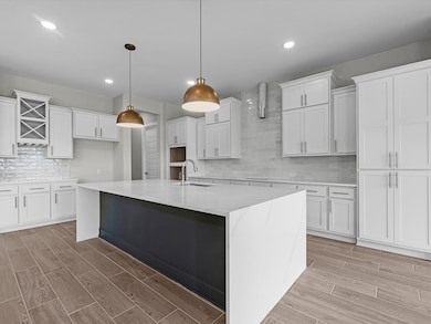 Representative image. Features, specifications, selections and colors may vary.