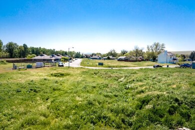 526 Elzora Loop, Milton-Freewater, OR 97862 - photo 2