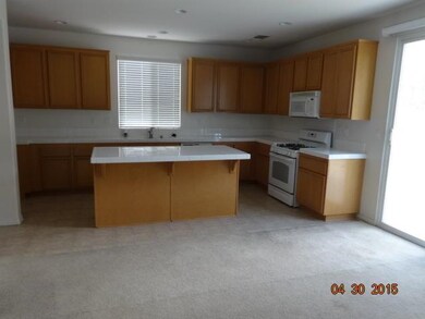 3457 Quiet Splendor Ct, Rosamond, CA 93560 - photo 2