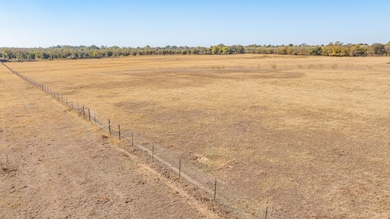 380 County Road 424 unit 80, Comanche, TX 76442 - photo 4