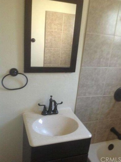 Back Unit Bathroom