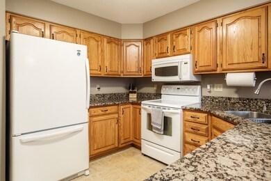 6666 Sandalwood Close unit 63A, Rockford, IL 61108 - photo 6
