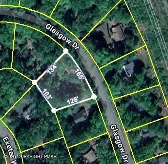 1667 Sec 7 Glasglow Dr, Bushkill, PA 18324 - photo 2