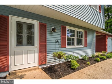 1582 Peach Tree Ln, Hatfield, PA 19440 - photo 2