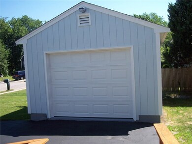 1430 Wampanoag Trail, Riverside, RI 02915 - photo 4