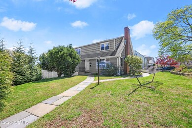 41-web-or-mls-8-reynolds-pl-unit-b