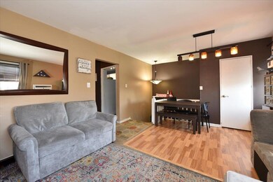 251-5 71st Rd unit 5, Bellerose, NY 11426 - photo 5