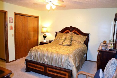 701 W Rosewood Dr, Bloomington, IN 47404 - photo 7