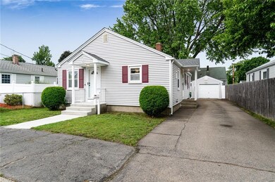 6 Sachem St, Pawtucket, RI 02861 - photo 3